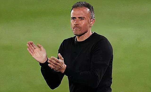 科维托娃遭遇三持续失利，巴塞罗那教练压力巨大！